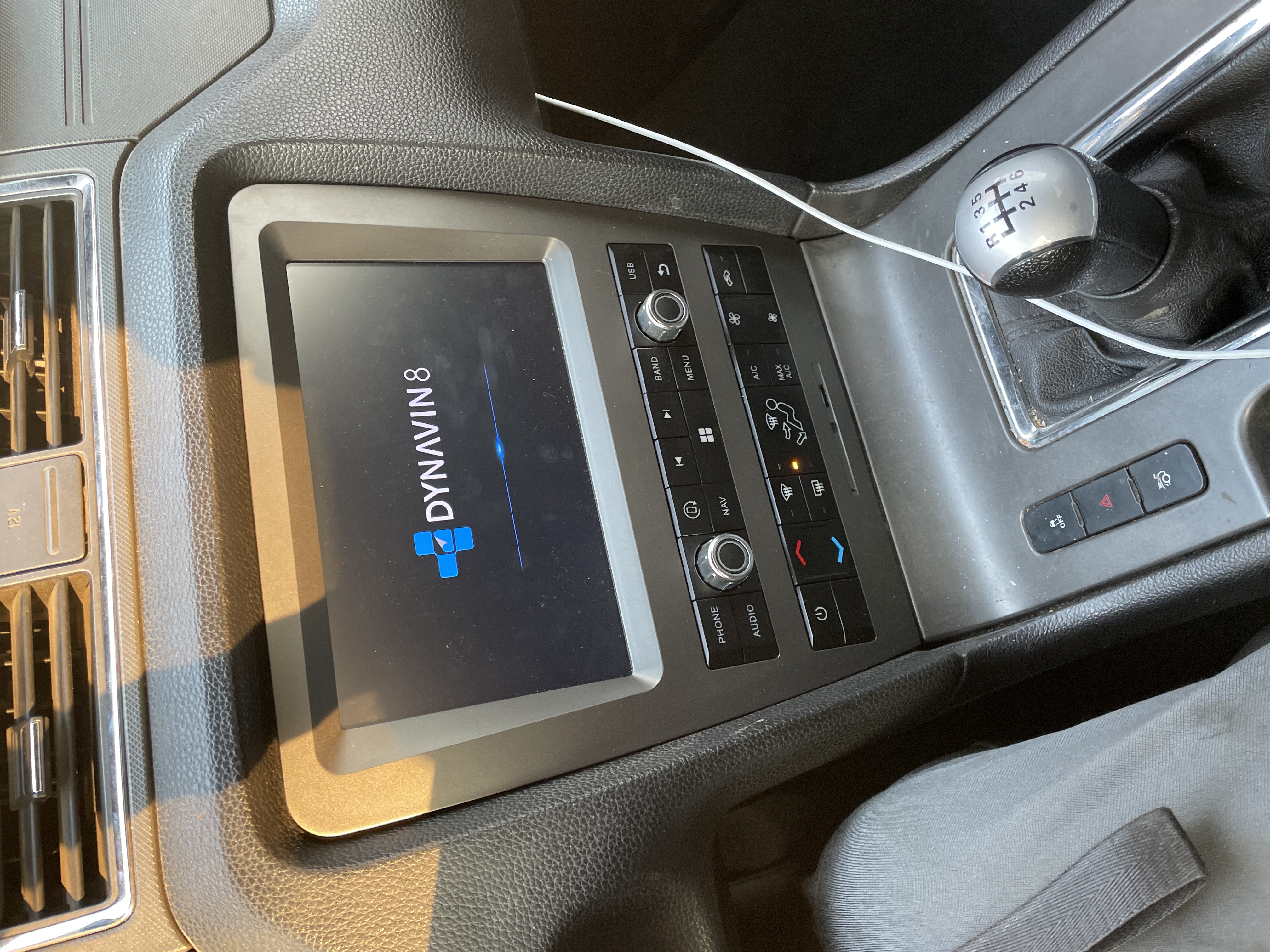Dynavin 8 D8-PS Plus Radio Navigation System for Porsche 911/Boxster/C –  Dynavin North America